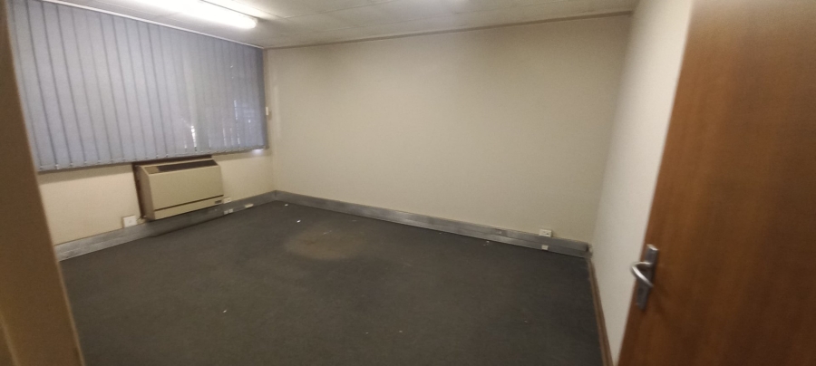 Commercial Property for Sale in Hamilton Free State